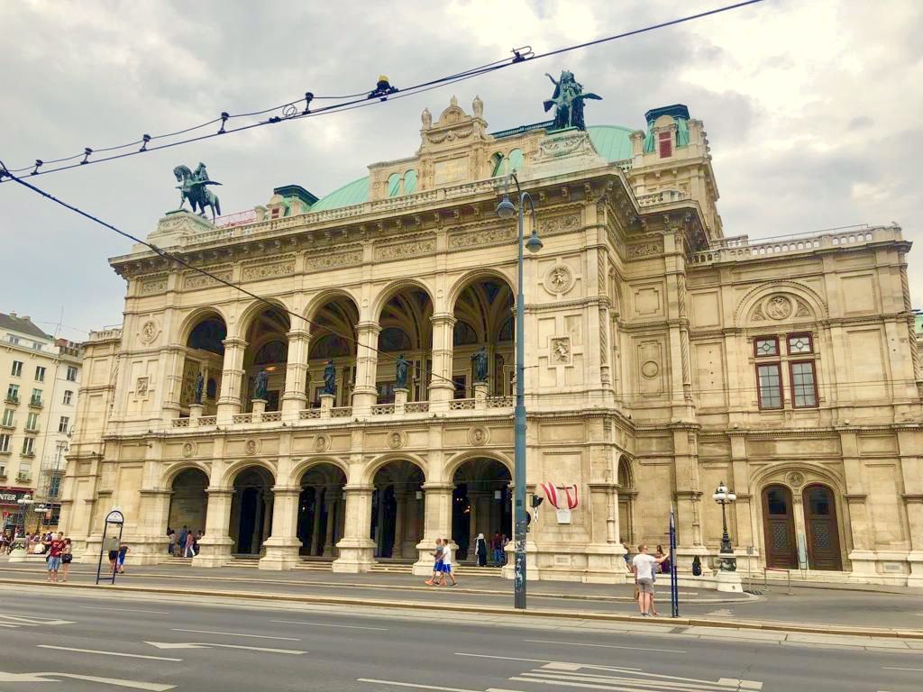 Teatro de la ópera en Viena